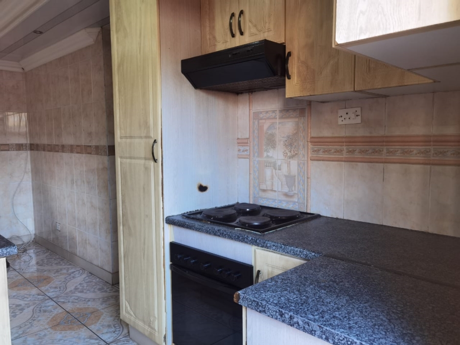 4 Bedroom Property for Sale in Soshanguve XX Gauteng