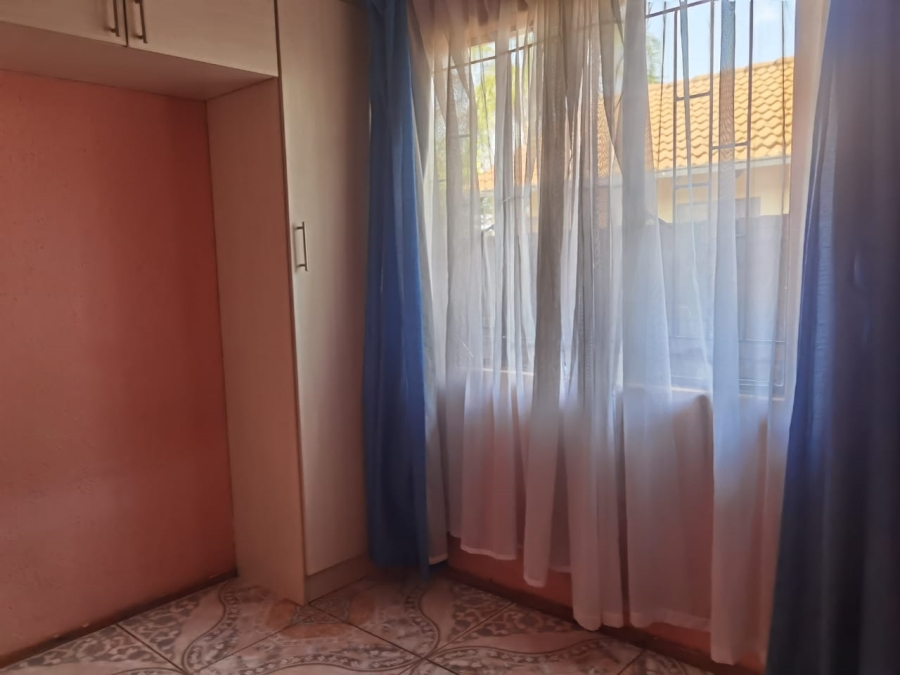 4 Bedroom Property for Sale in Soshanguve XX Gauteng