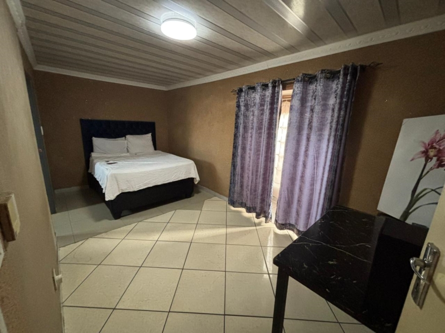 To Let 3 Bedroom Property for Rent in Danville Gauteng