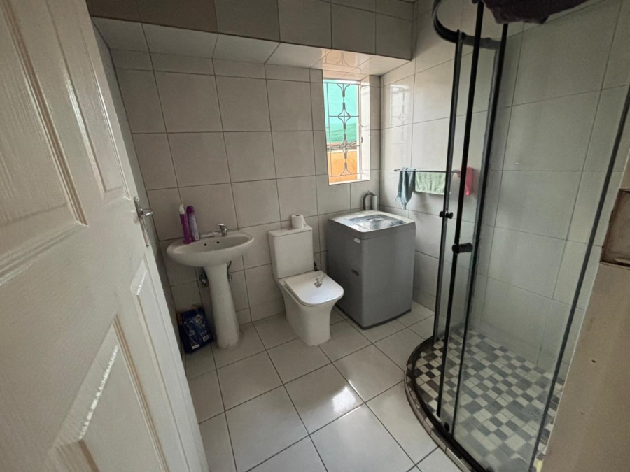 To Let 3 Bedroom Property for Rent in Danville Gauteng