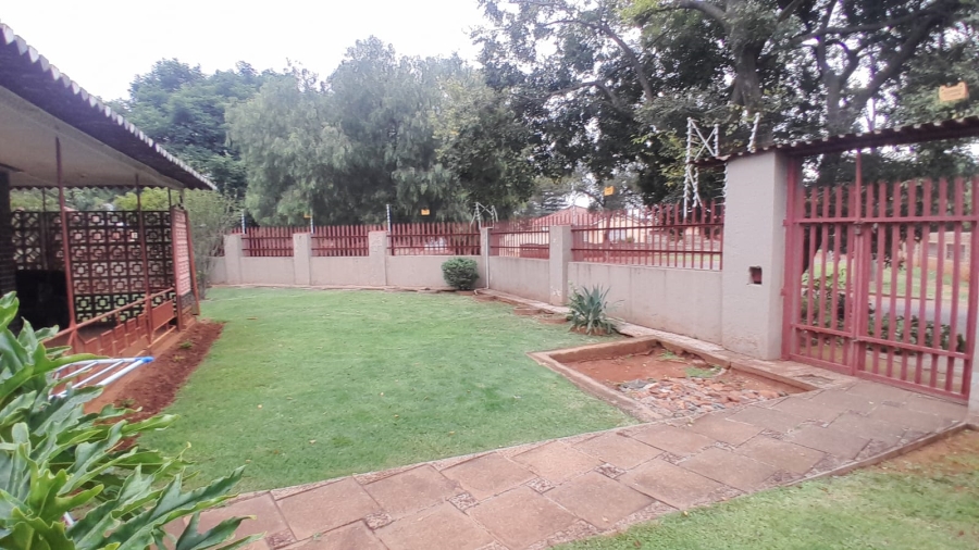3 Bedroom Property for Sale in Carletonville Central Gauteng