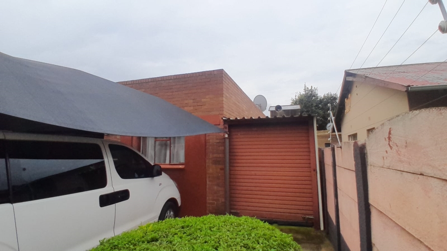 3 Bedroom Property for Sale in Carletonville Central Gauteng