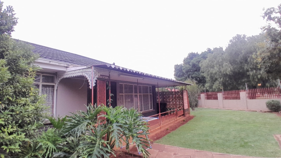3 Bedroom Property for Sale in Carletonville Central Gauteng
