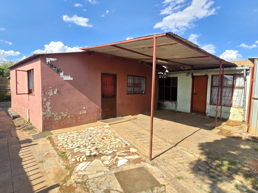 2 Bedroom Property for Sale in Soshanguve South Gauteng