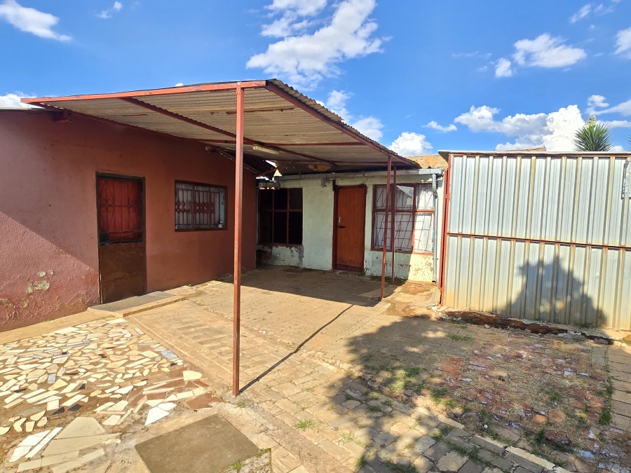 2 Bedroom Property for Sale in Soshanguve South Gauteng