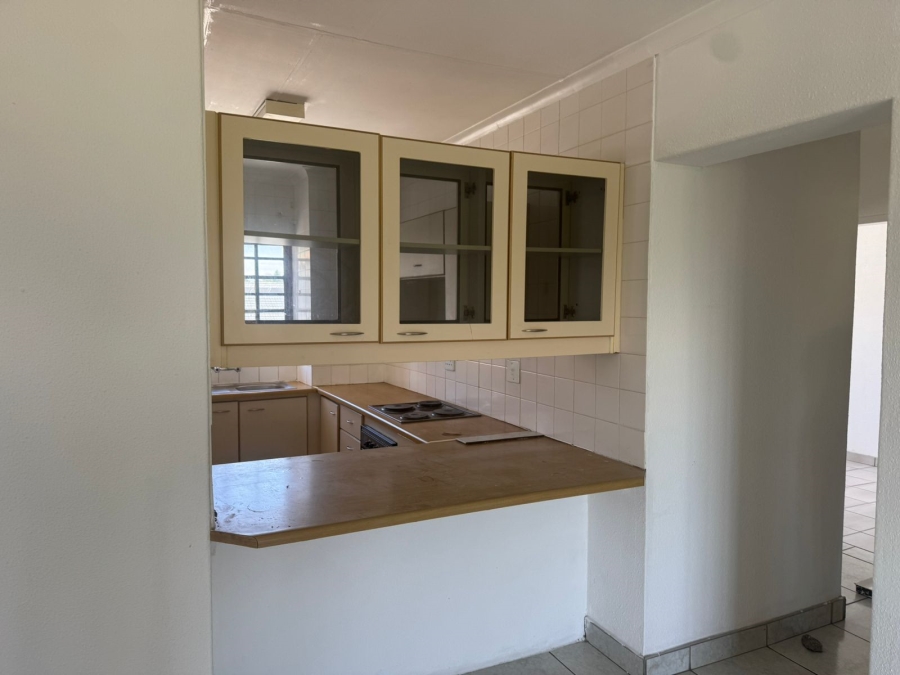 2 Bedroom Property for Sale in Greenhills Gauteng