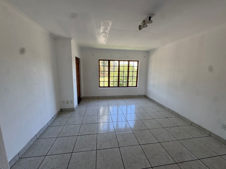 2 Bedroom Property for Sale in Greenhills Gauteng