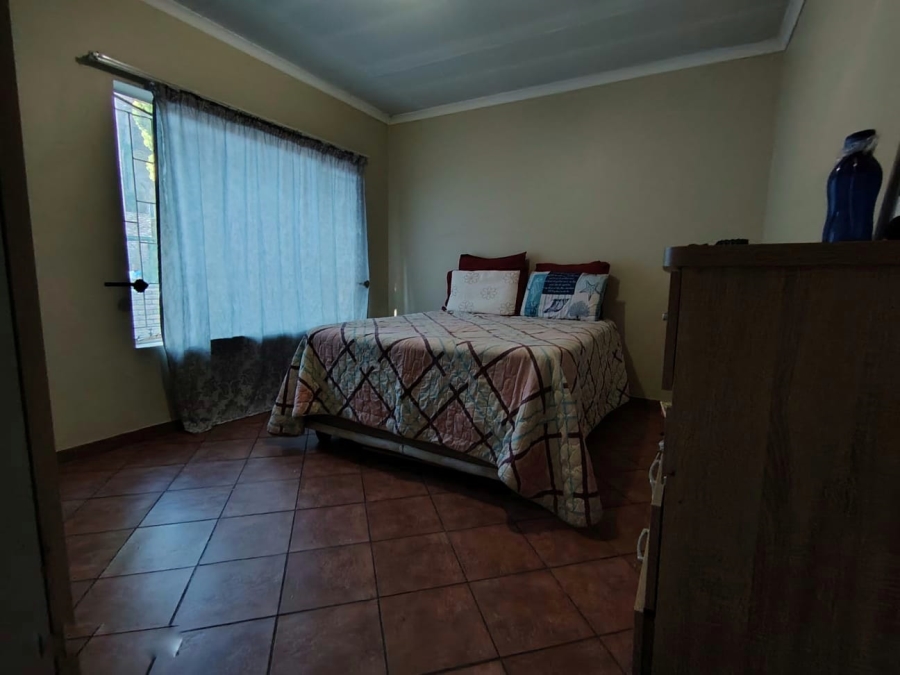2 Bedroom Property for Sale in Wonderboom South Gauteng