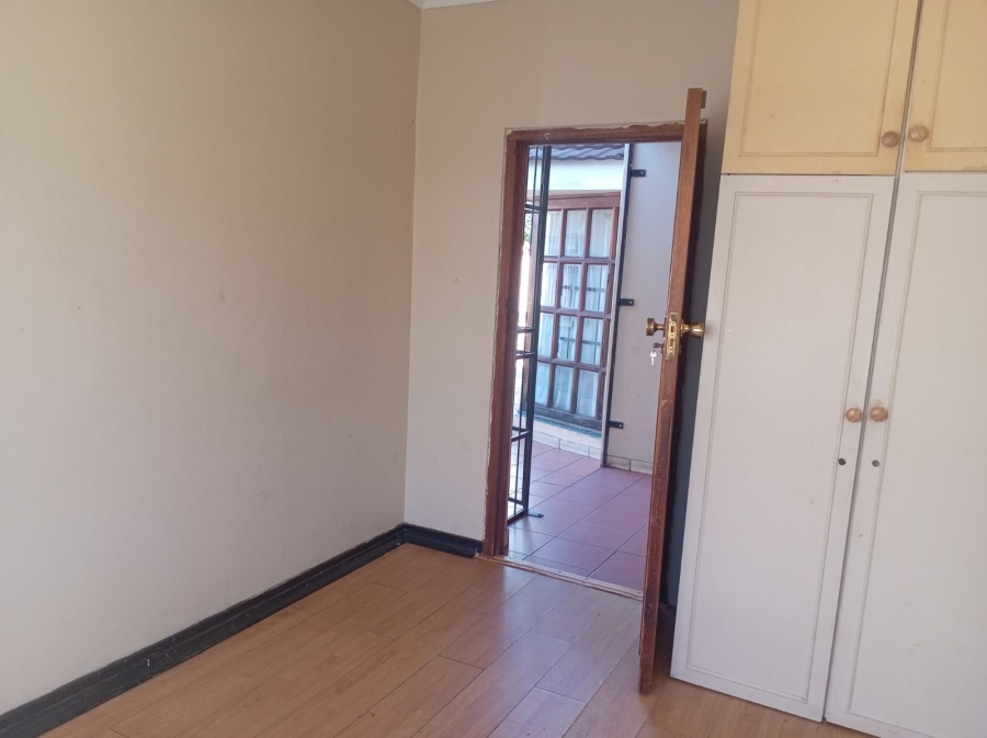 21 Bedroom Property for Sale in Gezina Gauteng