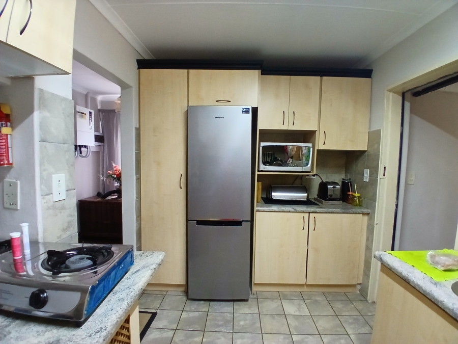 8 Bedroom Property for Sale in Gerardsville Gauteng