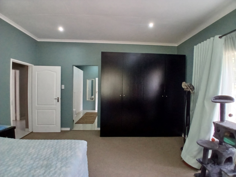 8 Bedroom Property for Sale in Gerardsville Gauteng