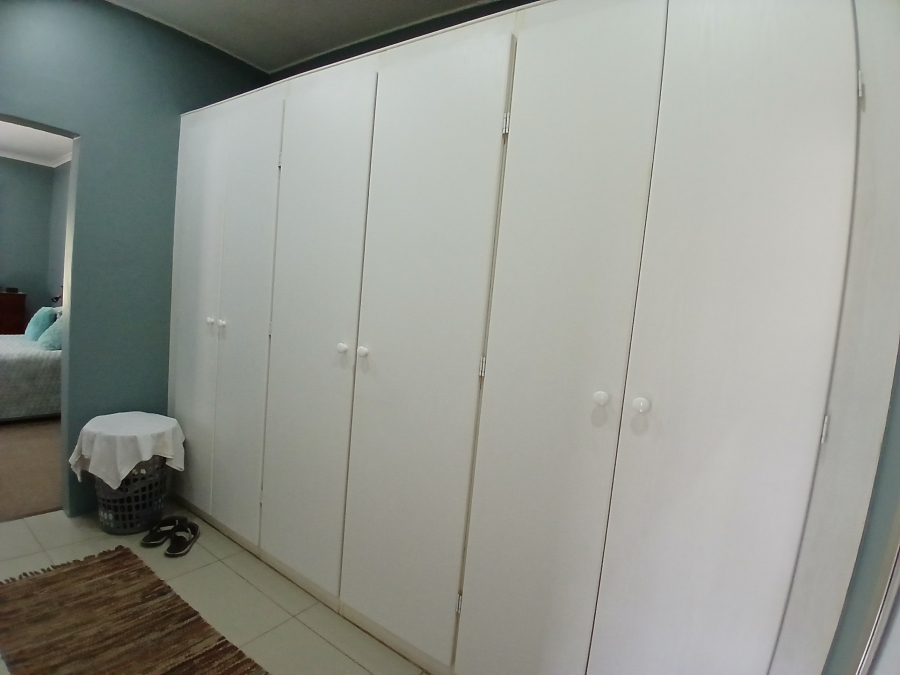 8 Bedroom Property for Sale in Gerardsville Gauteng