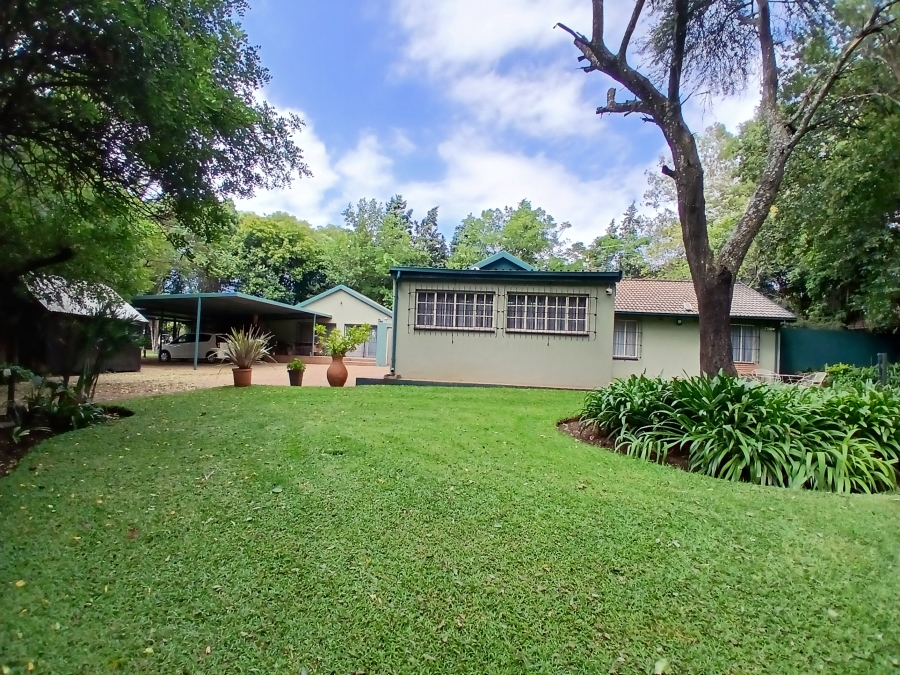 8 Bedroom Property for Sale in Gerardsville Gauteng