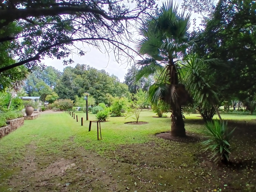 8 Bedroom Property for Sale in Gerardsville Gauteng