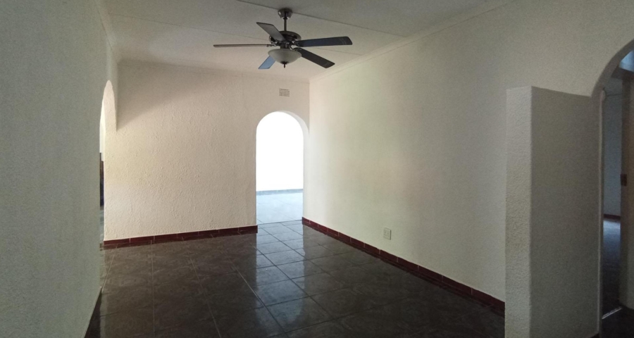 4 Bedroom Property for Sale in Dorandia Gauteng