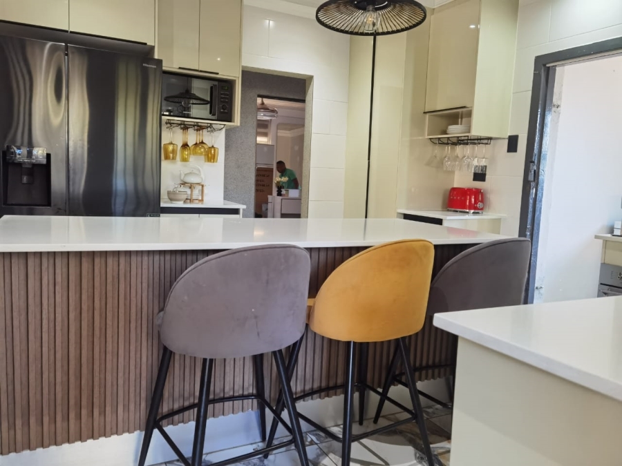 3 Bedroom Property for Sale in Booysens Gauteng