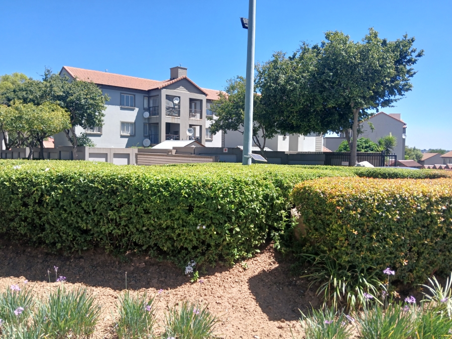 3 Bedroom Property for Sale in Country View Gauteng