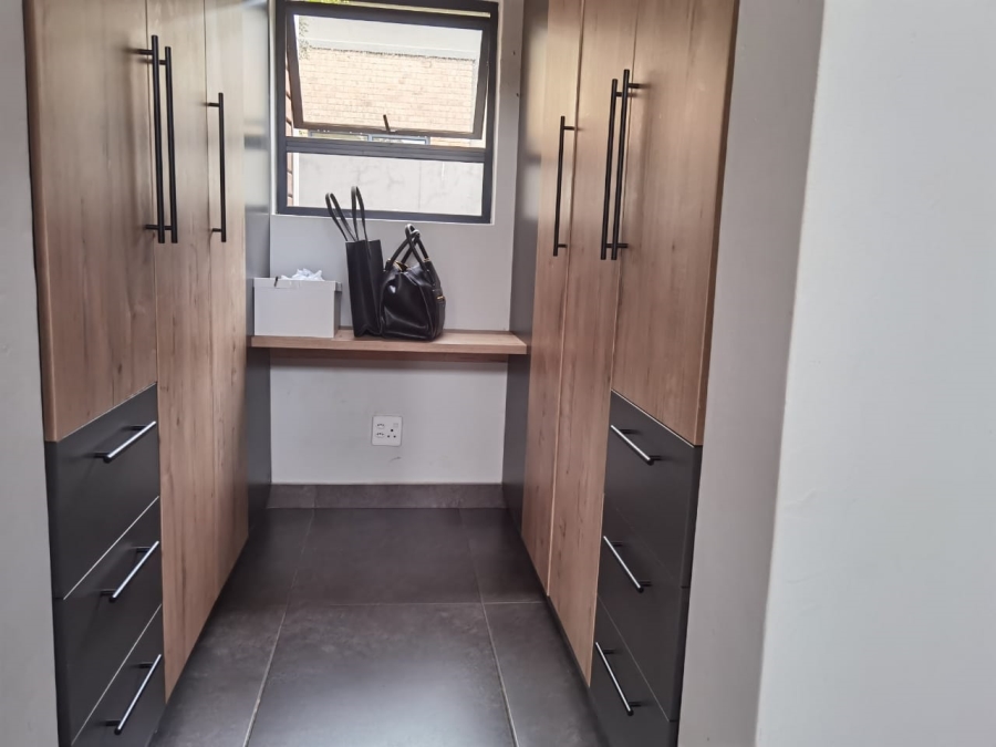 3 Bedroom Property for Sale in Kameeldrift East Gauteng