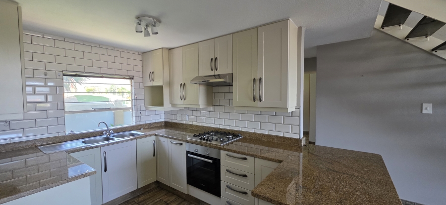 To Let 2 Bedroom Property for Rent in Kensington Gauteng