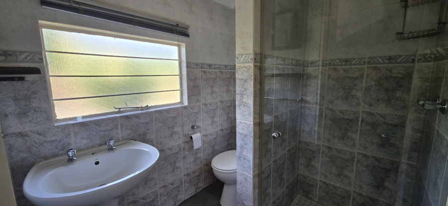 To Let 2 Bedroom Property for Rent in Kensington Gauteng