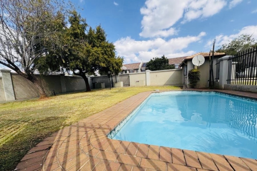 2 Bedroom Property for Sale in Meyersdal Gauteng