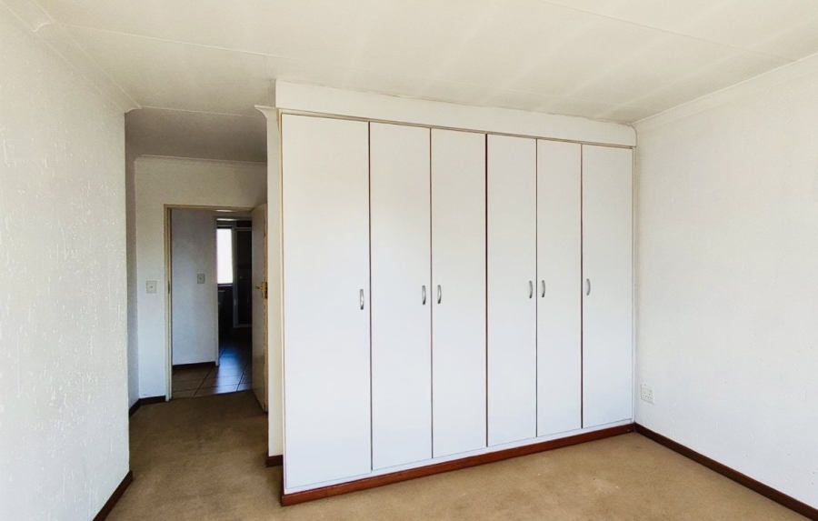 2 Bedroom Property for Sale in Meyersdal Gauteng