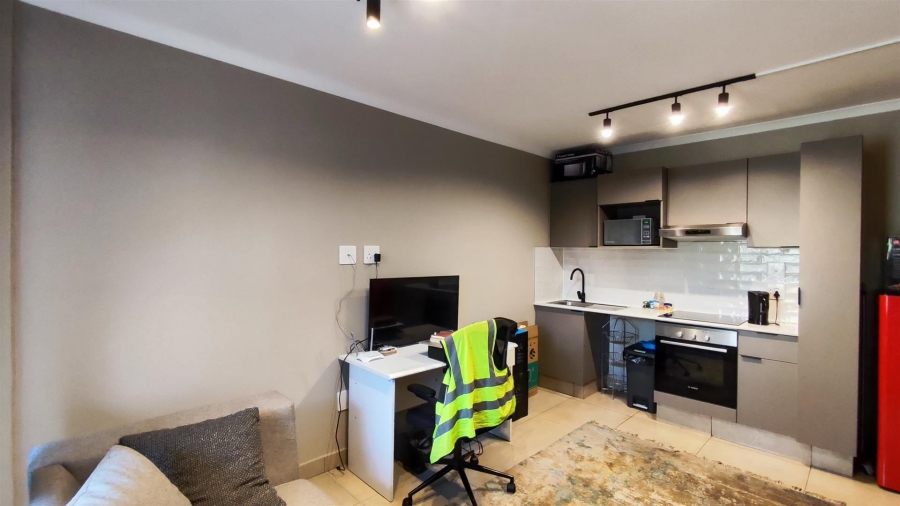 1 Bedroom Property for Sale in Bedfordview Gauteng