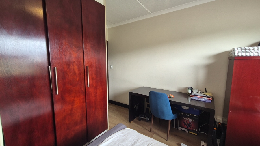 3 Bedroom Property for Sale in Greenstone Hill Gauteng