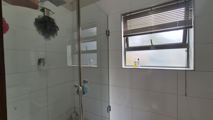 3 Bedroom Property for Sale in Greenstone Hill Gauteng