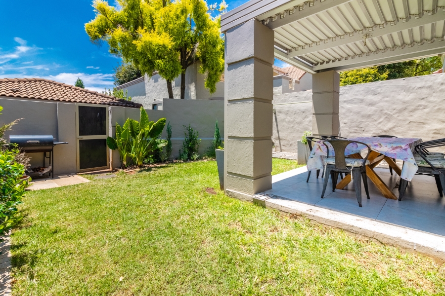 2 Bedroom Property for Sale in Douglasdale Gauteng