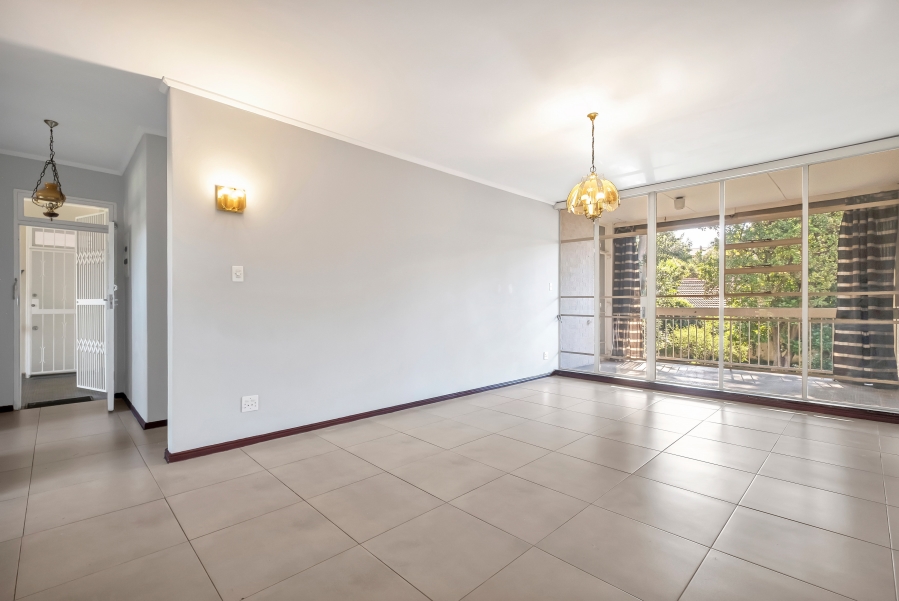 2 Bedroom Property for Sale in Illovo Gauteng