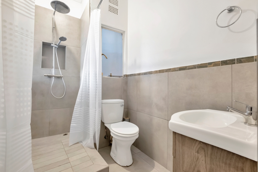 2 Bedroom Property for Sale in Illovo Gauteng