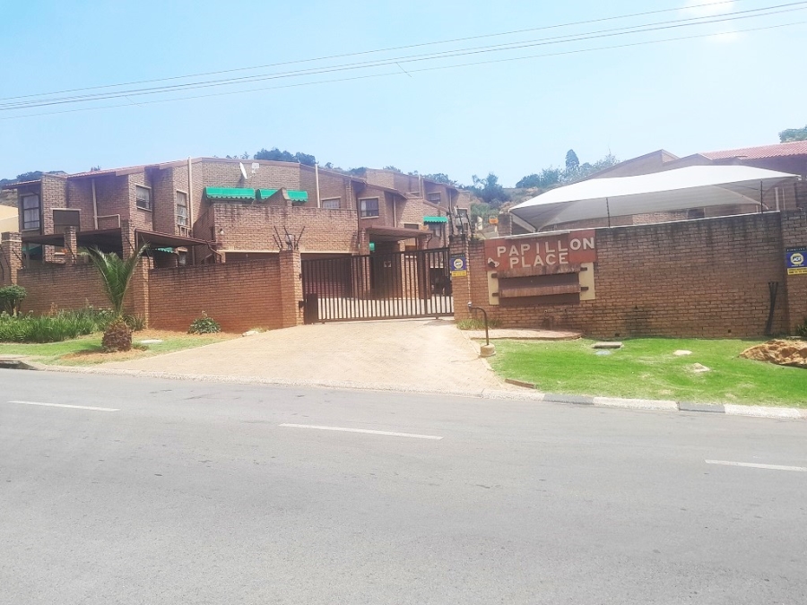 3 Bedroom Property for Sale in Oakdene Gauteng