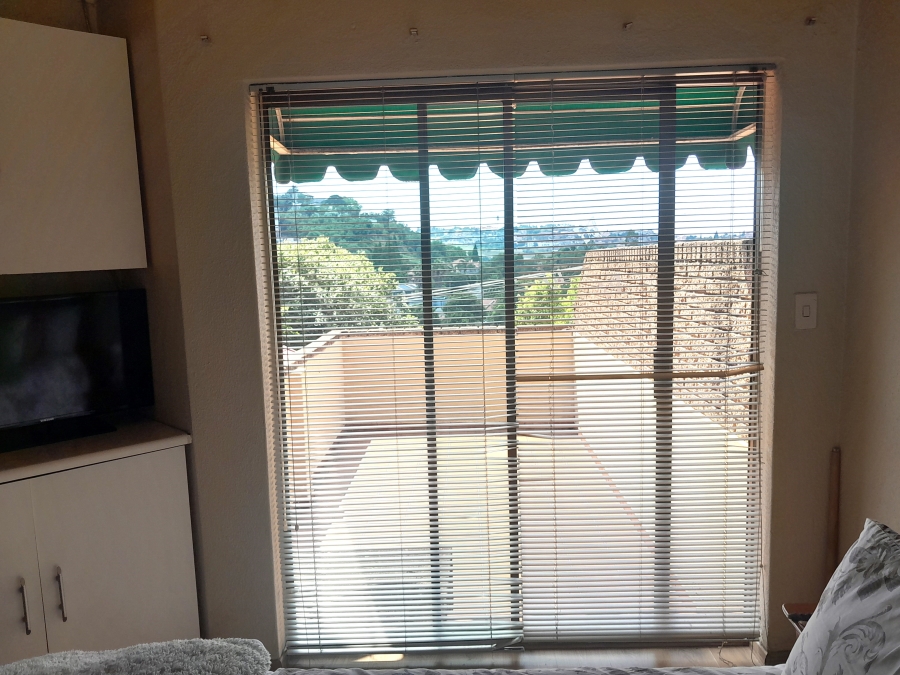 3 Bedroom Property for Sale in Oakdene Gauteng