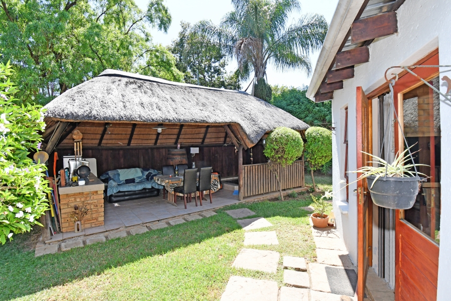 2 Bedroom Property for Sale in North Riding Gauteng