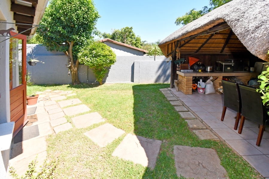 2 Bedroom Property for Sale in North Riding Gauteng
