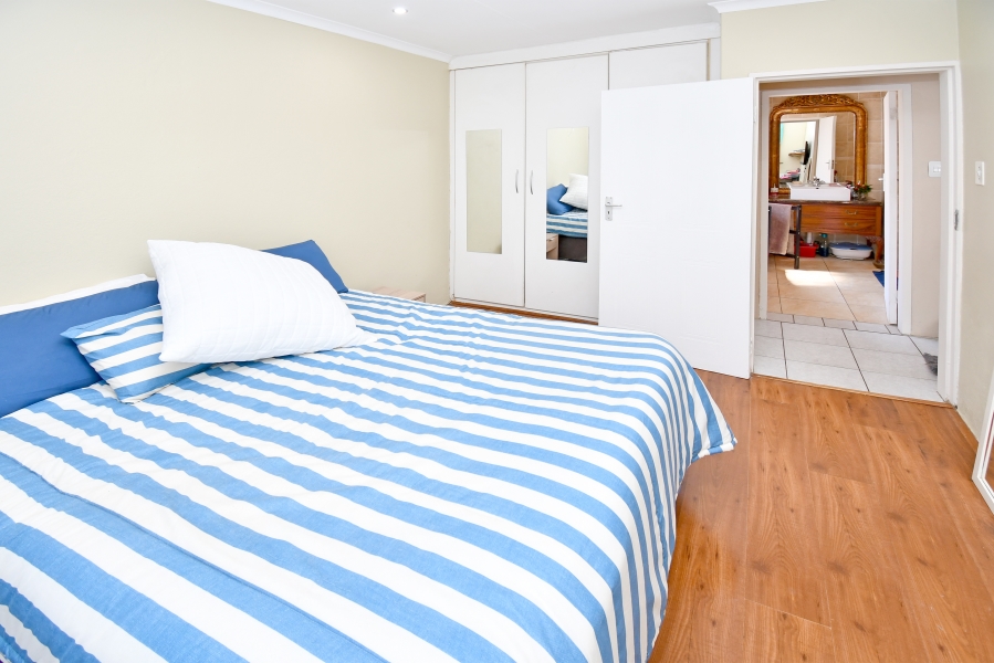 2 Bedroom Property for Sale in North Riding Gauteng