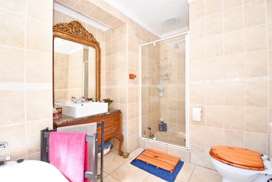 2 Bedroom Property for Sale in North Riding Gauteng