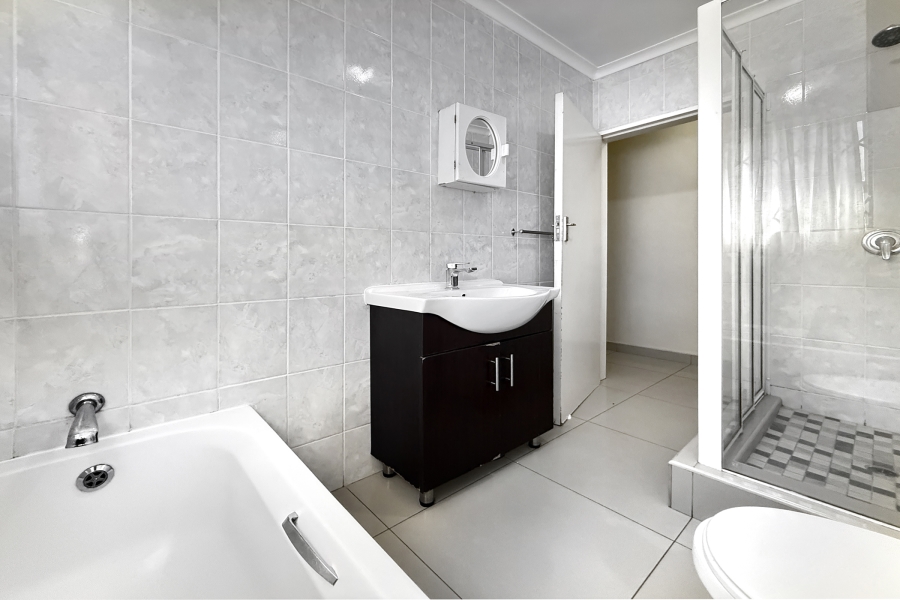 3 Bedroom Property for Sale in Kyalami Hills Gauteng