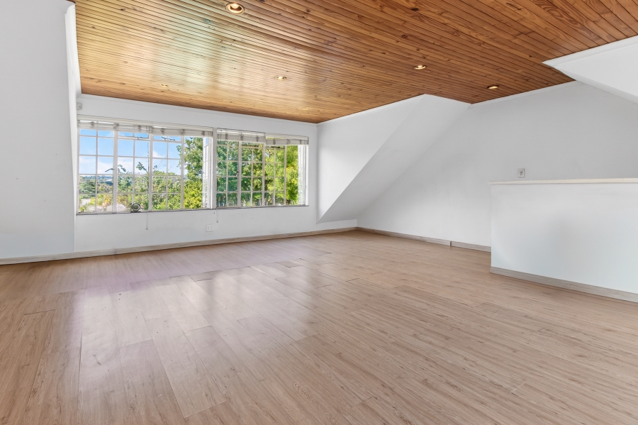 5 Bedroom Property for Sale in Bryanston Gauteng