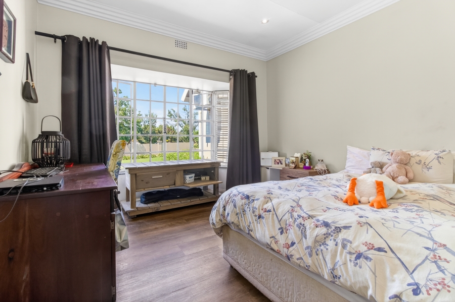 5 Bedroom Property for Sale in Bryanston Gauteng