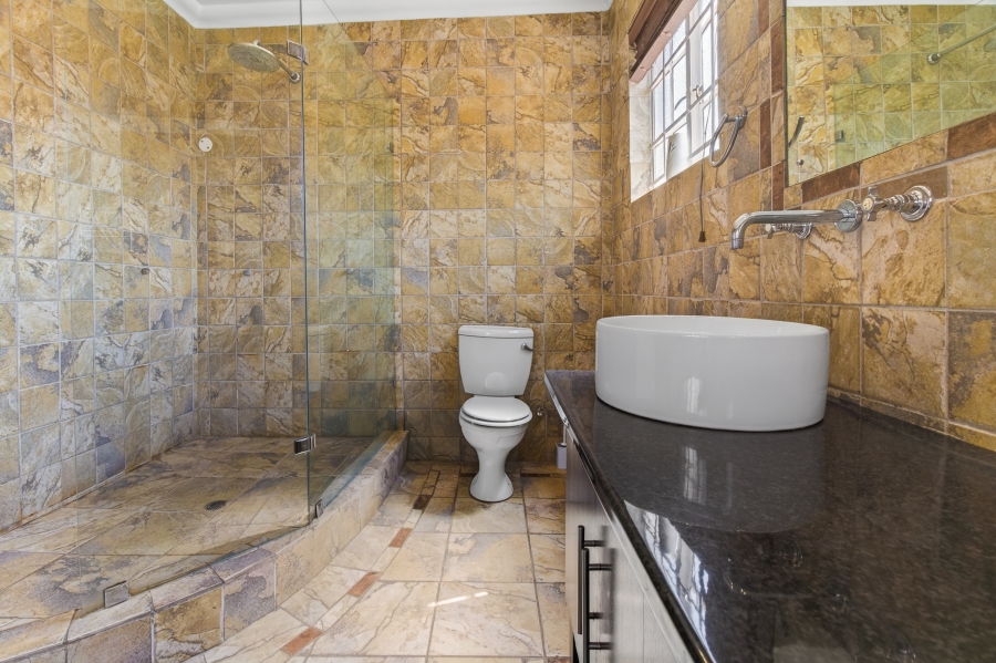 5 Bedroom Property for Sale in Bryanston Gauteng