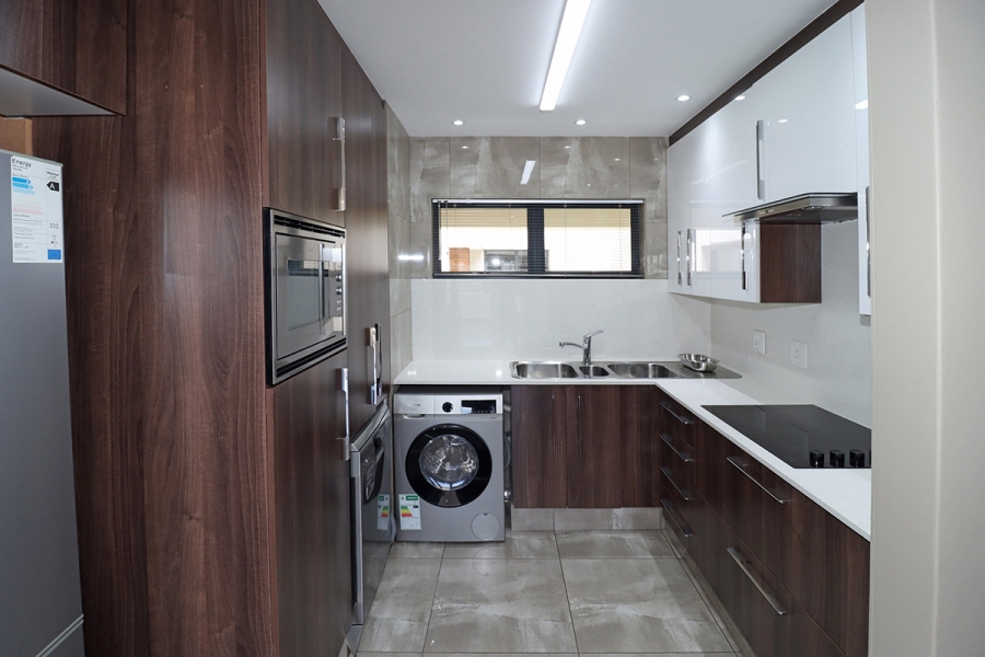 To Let 2 Bedroom Property for Rent in Bedfordview Gauteng