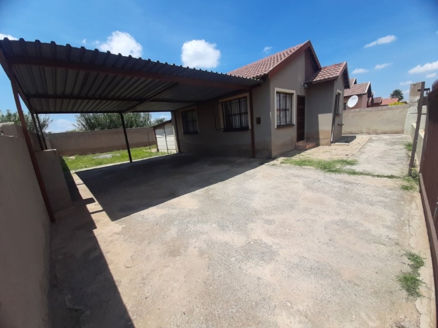 2 Bedroom Property for Sale in Payneville Gauteng