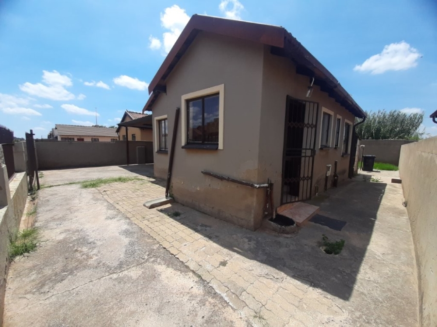 2 Bedroom Property for Sale in Payneville Gauteng