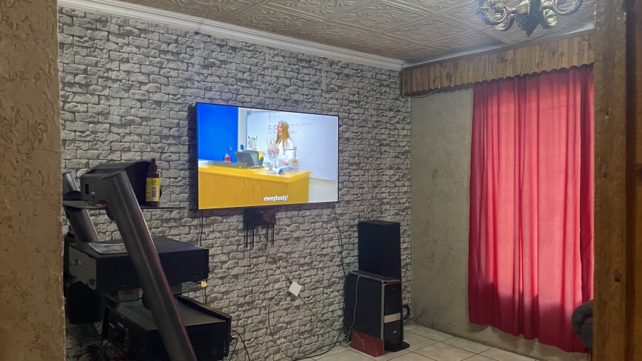 2 Bedroom Property for Sale in Tsakane Gauteng