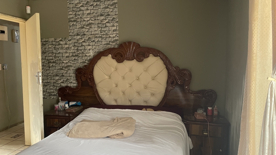 2 Bedroom Property for Sale in Tsakane Gauteng