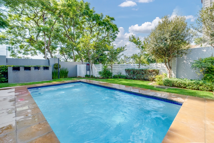 2 Bedroom Property for Sale in Bryanston Gauteng