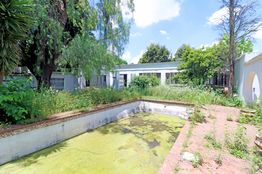 4 Bedroom Property for Sale in Corlett Gardens Gauteng