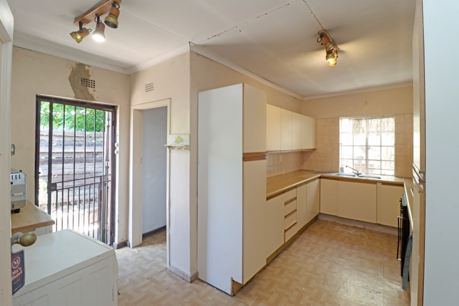 4 Bedroom Property for Sale in Corlett Gardens Gauteng